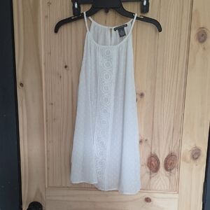 Chelsea & Theodore White Crochet-Trim Camisole Tank